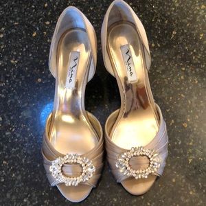 Gorgeous and sexy Nina NY Leather bling shoes